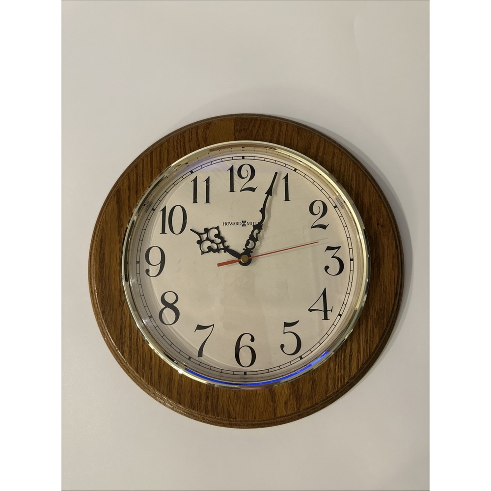 Howard Miller 620-172 Round Wall Clock Wood Frame Elegant for PARTS NOT WORKING - Picture 1 of 4
